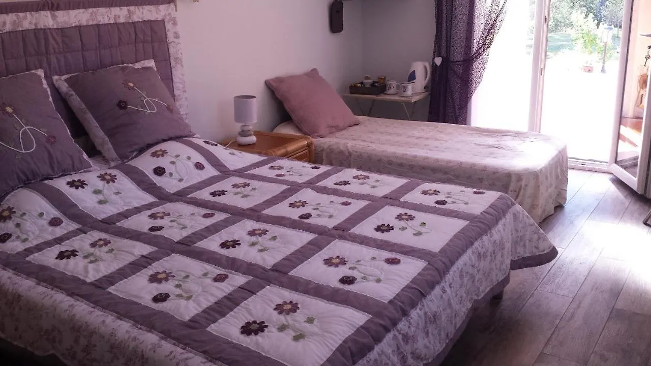 Couette-café Bed and Breakfast Le Jardin des Selves à Draguignan France